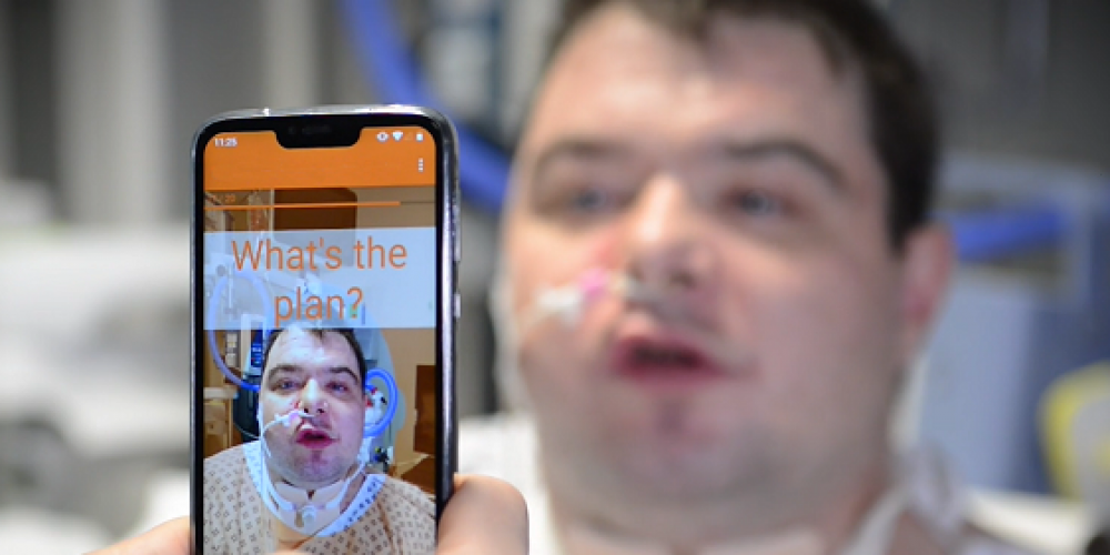 Lipreading app helps voiceless patients communicate
